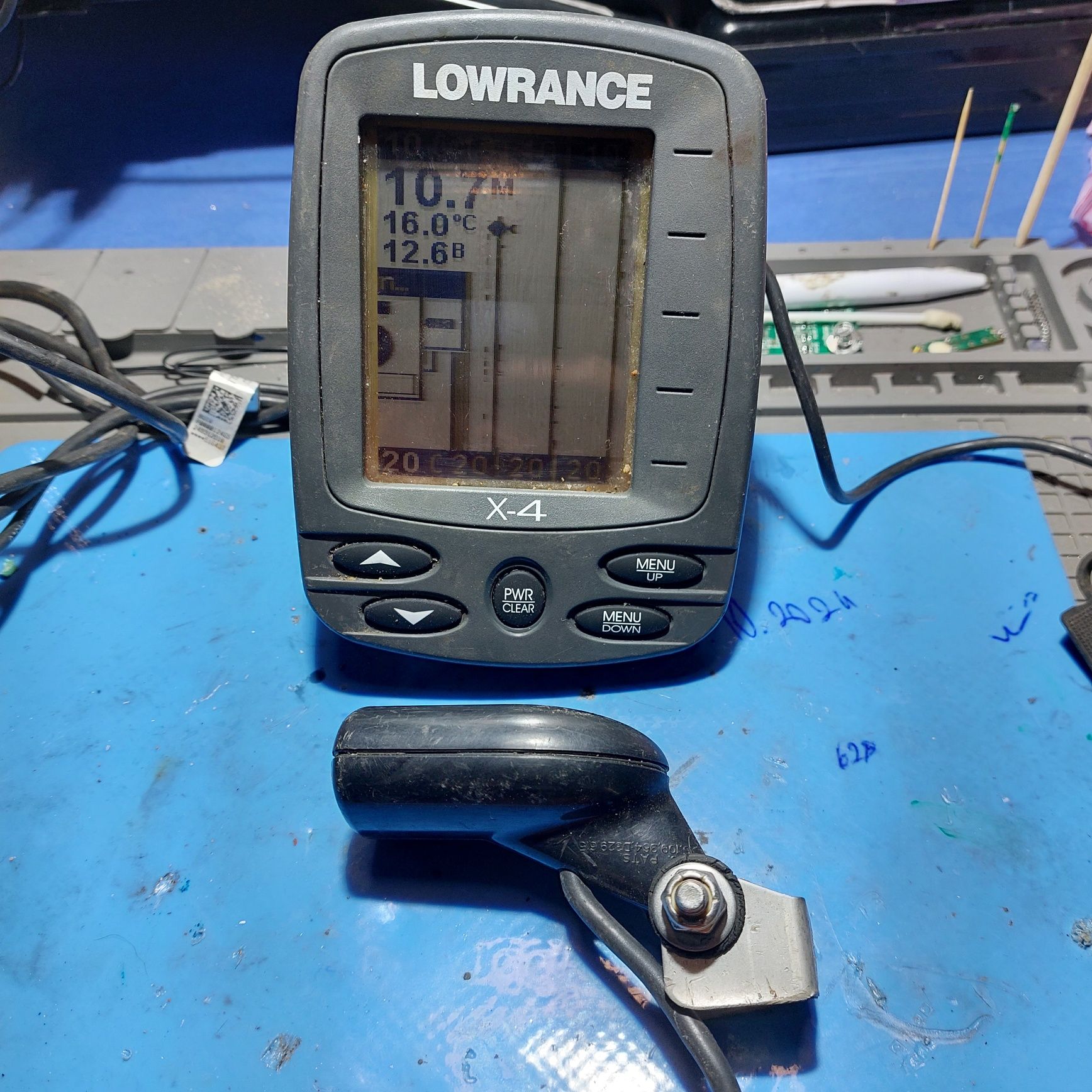 эхолот Lowrence X-4
