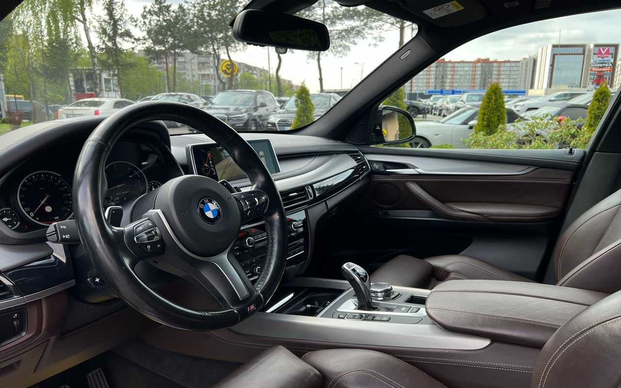 BMW X5 2016 року