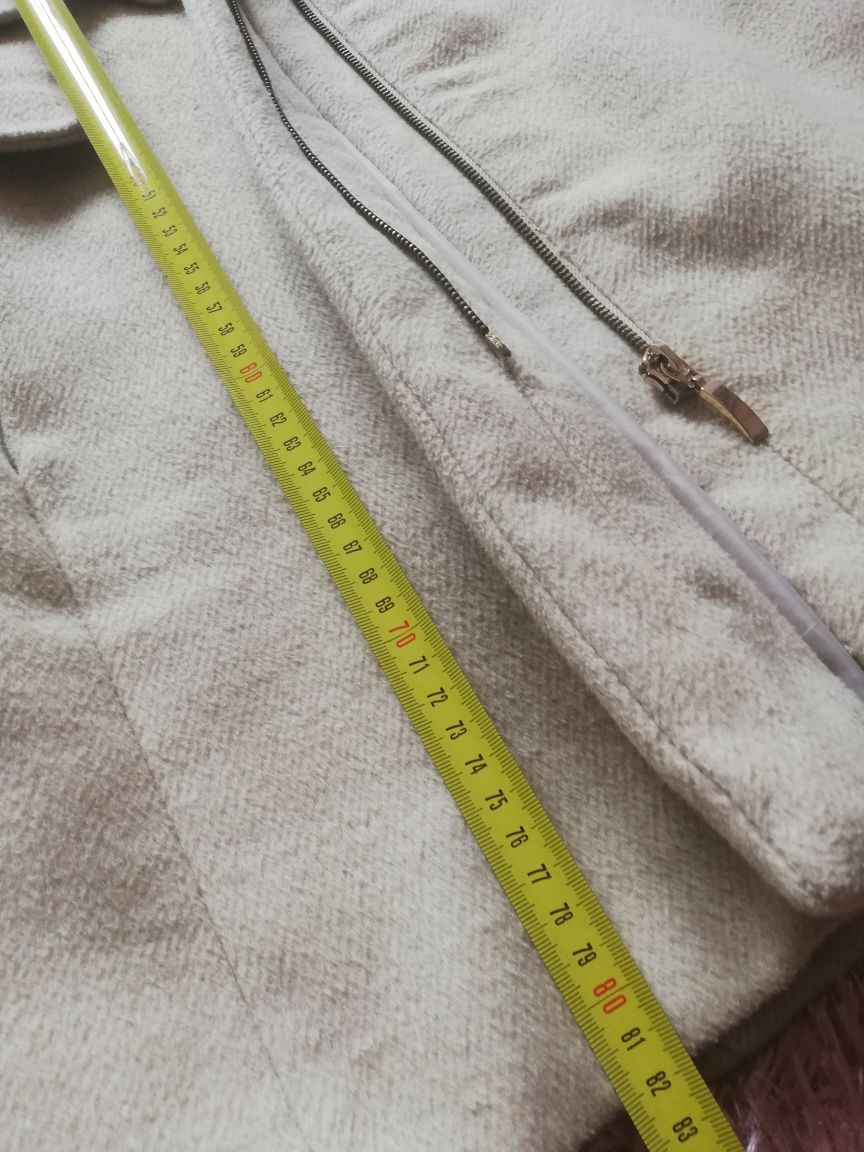 Płaszczyk Stradivarius, r. 40 wełna