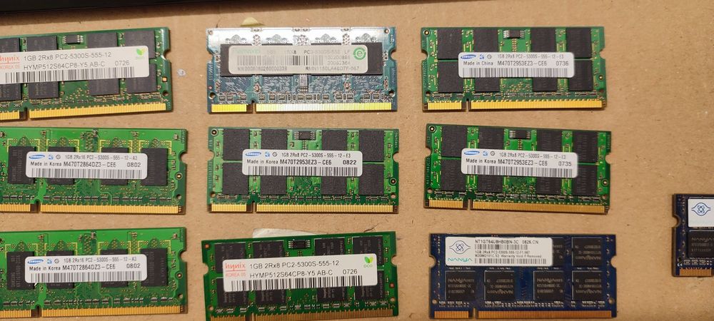 Memória RAM PC2 5300S