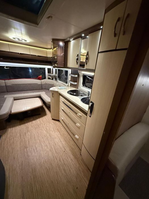 Hobby 720 UKFE  stan bardzo dobry PRZEBI.2 TYS KM markizą przedsionek zamiana na lodz