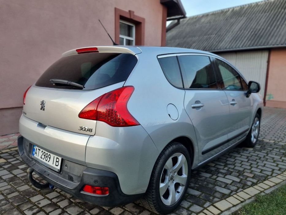 Пежо 3008. 2009р.в. 1.6 бензин