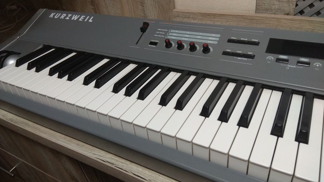 Цыфровое Пианино, Электропианино,(Синтезатор) Kurzweil SP2X
