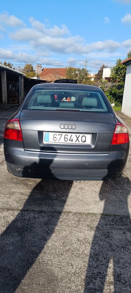 Audi A4 B6 1.9 TDI 130CV Caixa Automática