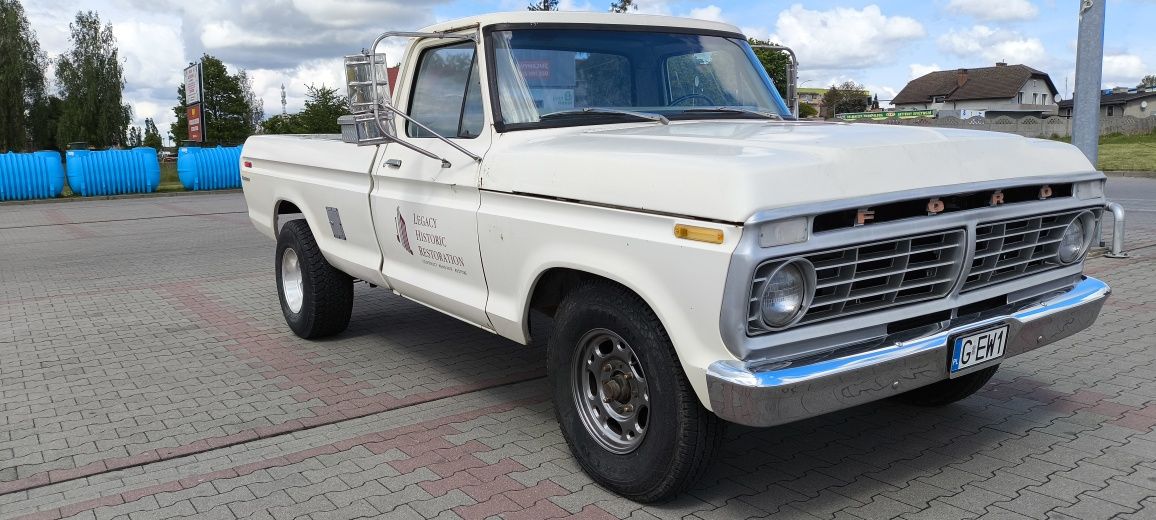 Ford F250 5.9L V8 Pickup 1972r