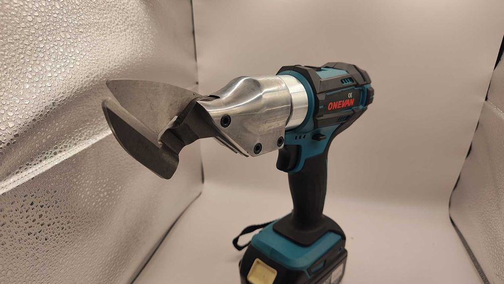 Nożyce do cięcia blachy / akumulatorowe / do aku Makita 18v