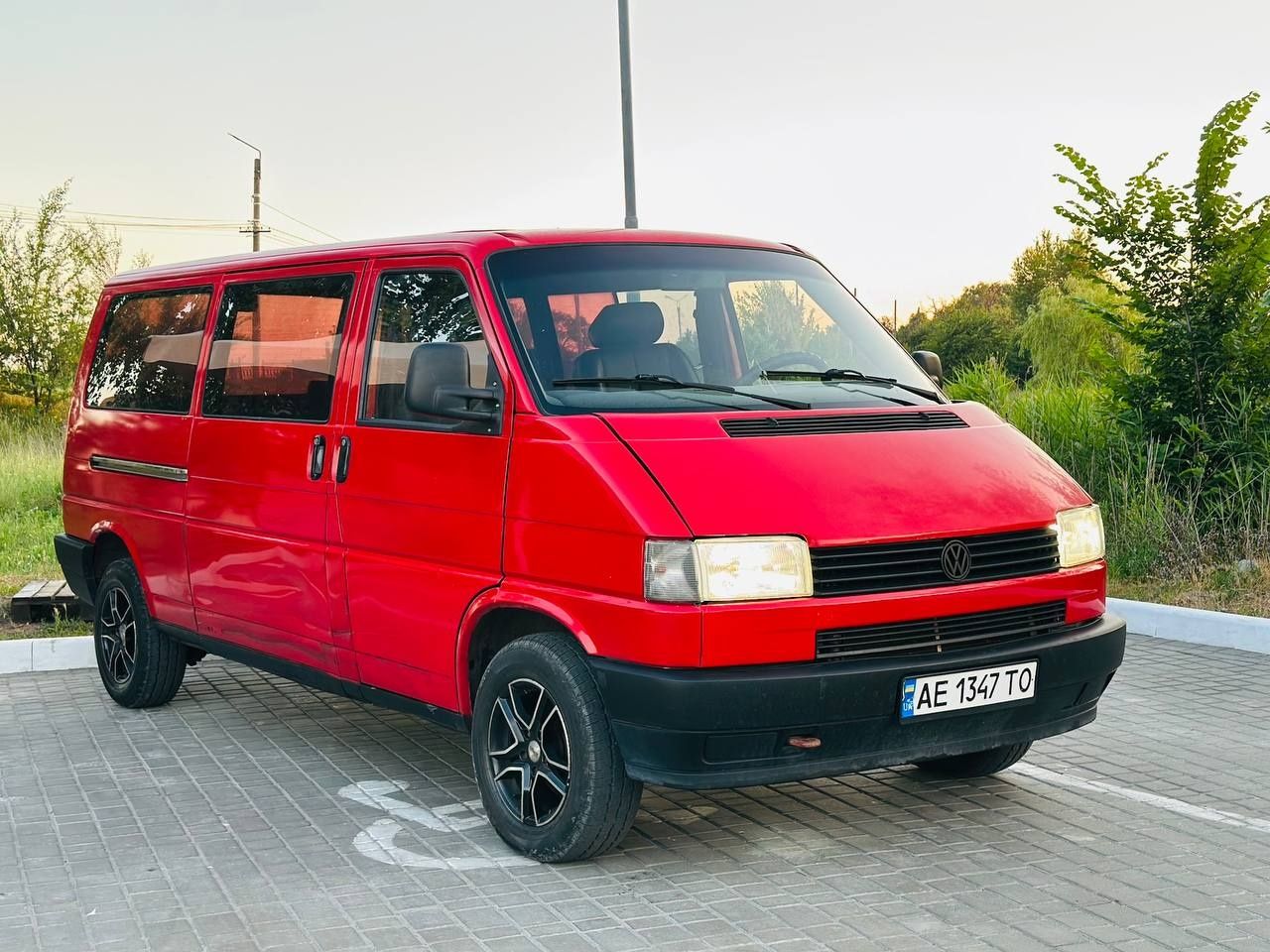 Продам автомобиль Volkswagen T4 в отличном состоянии.