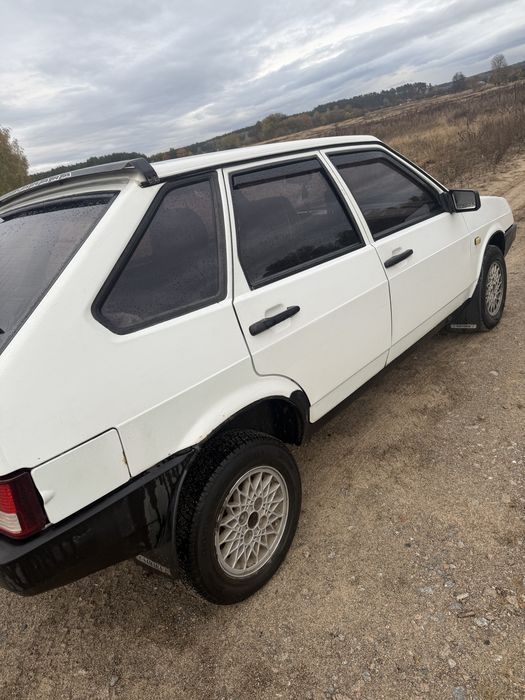 Продам ваз 2109 на ходу