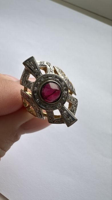Кольцо золотое перстень с рубином и бриллиантами 585, размер 18