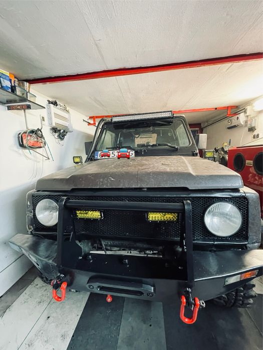 Suzuki Samurai