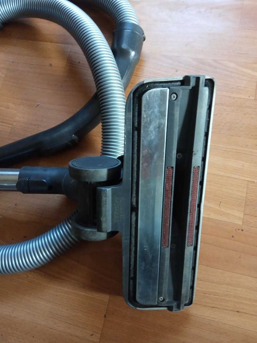 Пилосос   Miele .8390