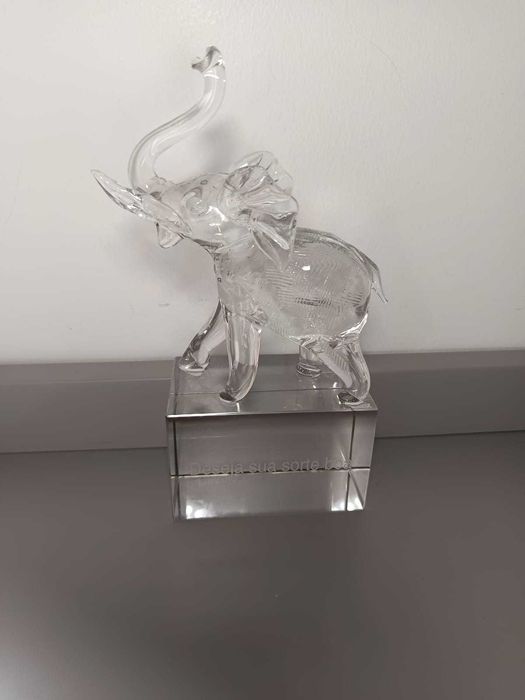 Escultura em Vidro – Elefante