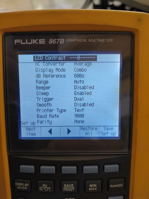 Fluke 867B multímetro gráfico