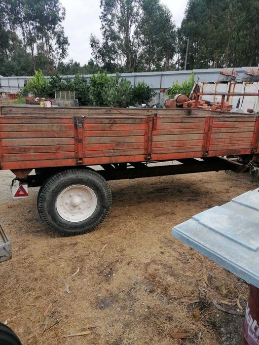 Reboque Herculano tribasculante - 4800kg