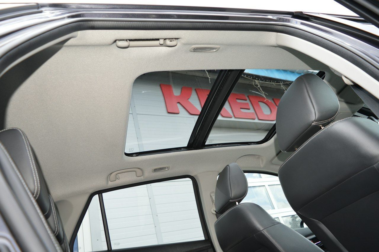 Suzuki SX4 S-Cross 1.6 DDiS Serwis Bi-Xenon LED Panoramadach Navi Kamera 175tys.km