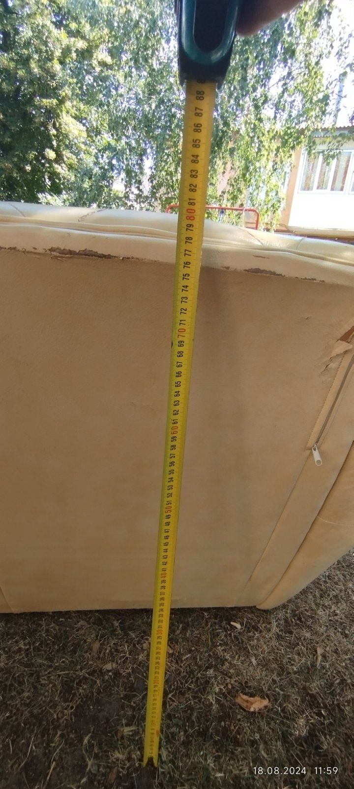 Продам объёмное кресло