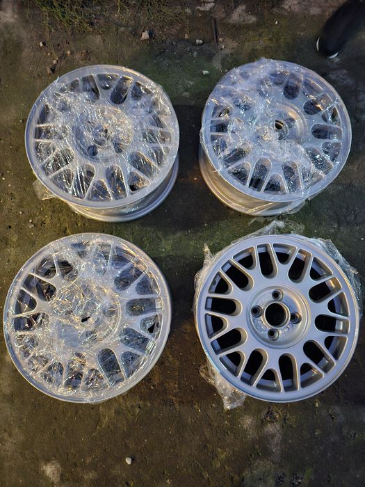 Felgi VW Golf II III BBS 15cali 6,5j 4x100 et45 57,1