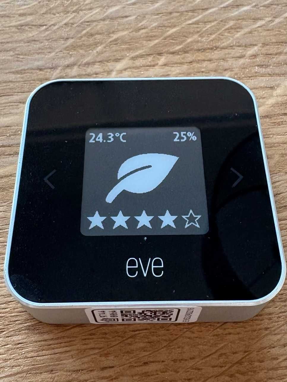 Monitor temperatury, wilgotności i jakości powietrza - EVE Room