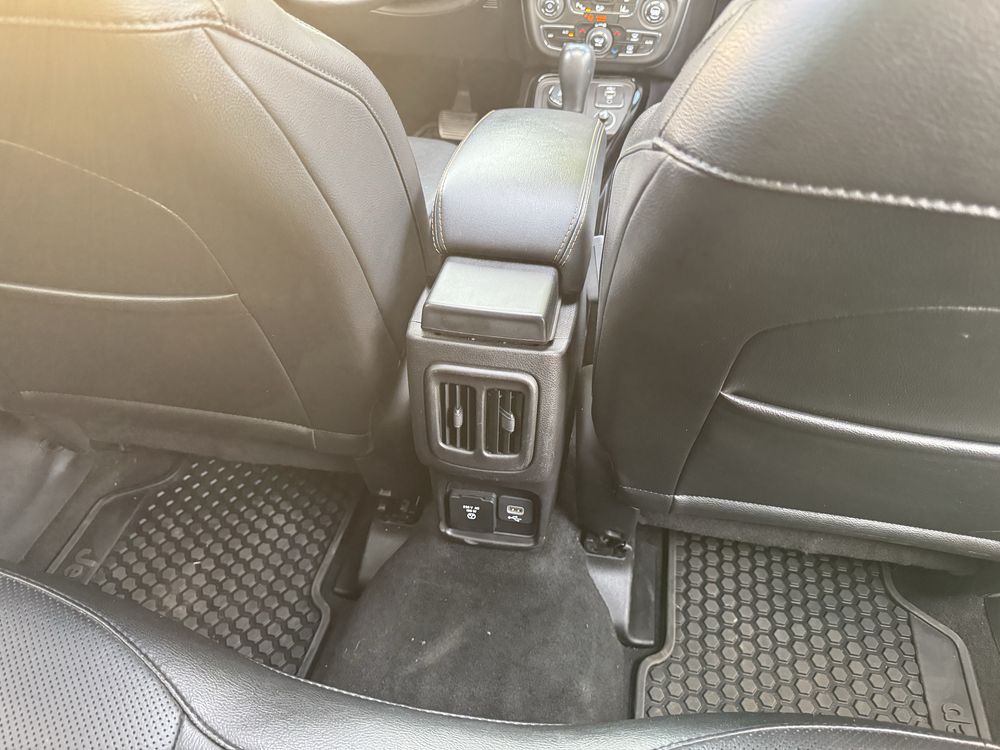 Jeep Compass II, 4x4 Limited, niski przebieg 73tyś, km, super stan