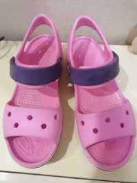 Дитячі босоніжки crocs