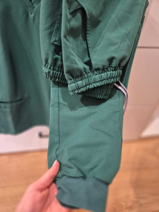 Scrubsy medyczne Medhoodie