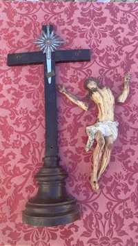 Arte sacra Cristo em madeira