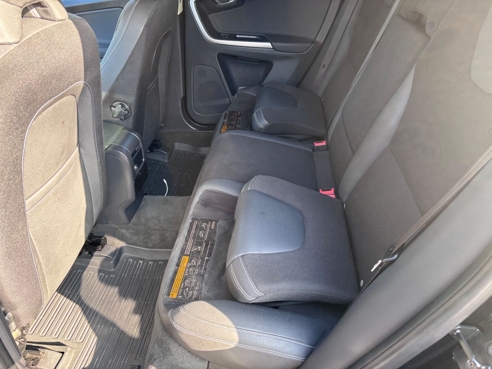 Volvo XC60 2.0 5 cilindros – 2010 – Estado Impecável