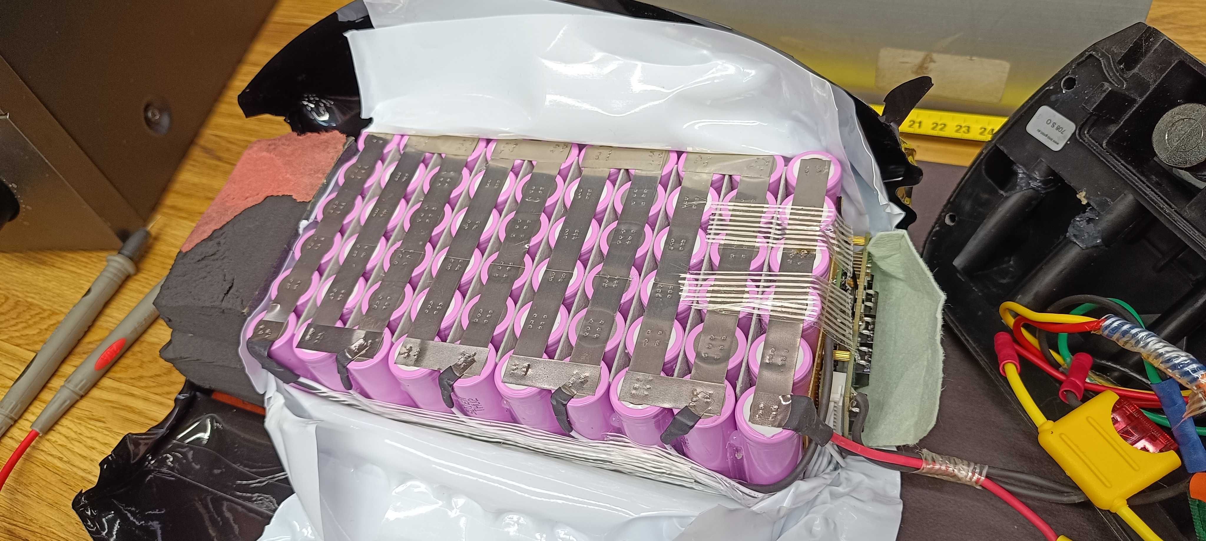 Батарея LI-ION- bmz- 37V-11.25 Ah
