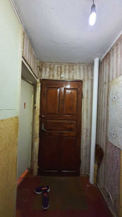 Продам 3-х кімнатну квартиру м. Зміїв