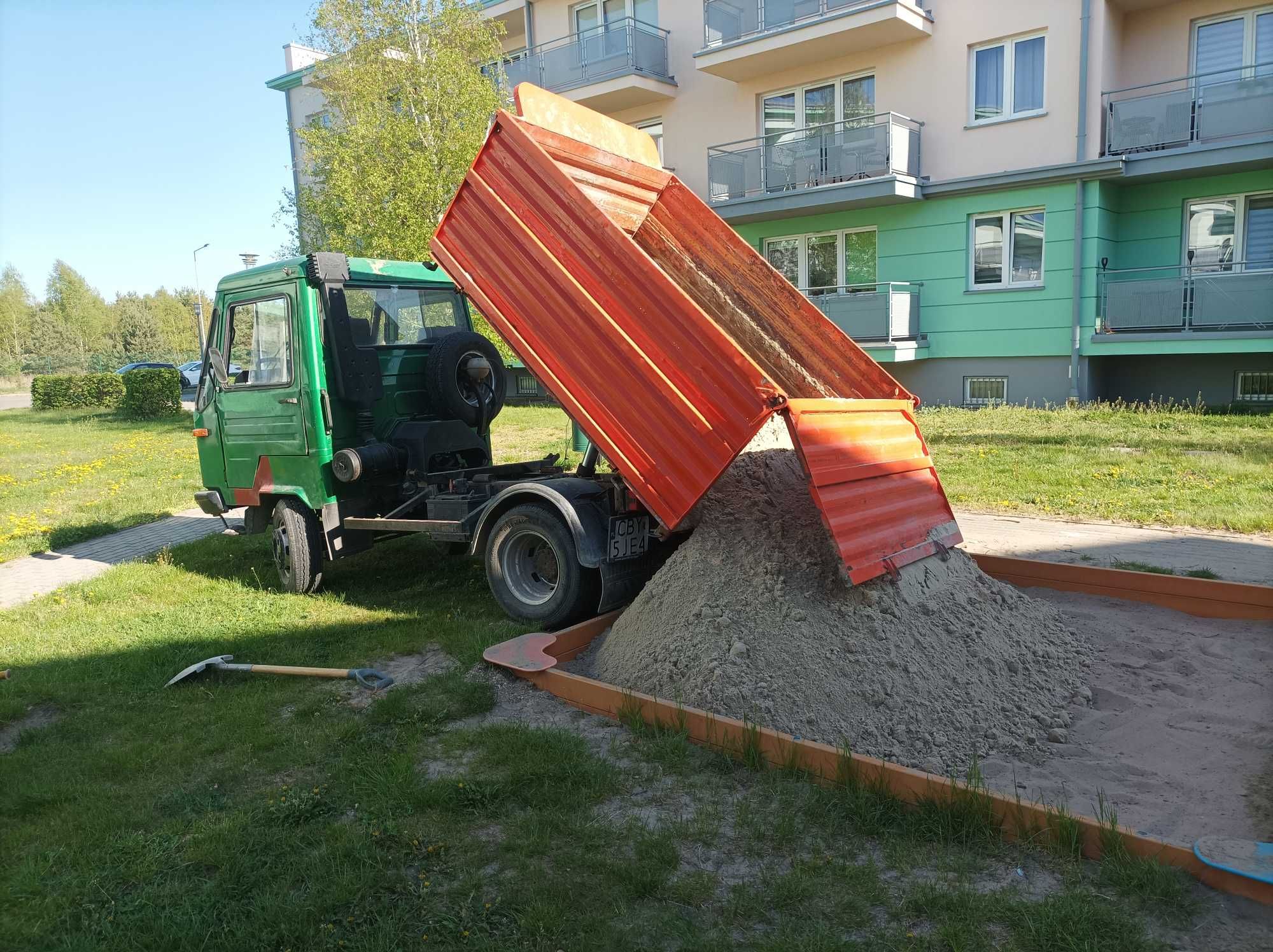 Piasek pod basen