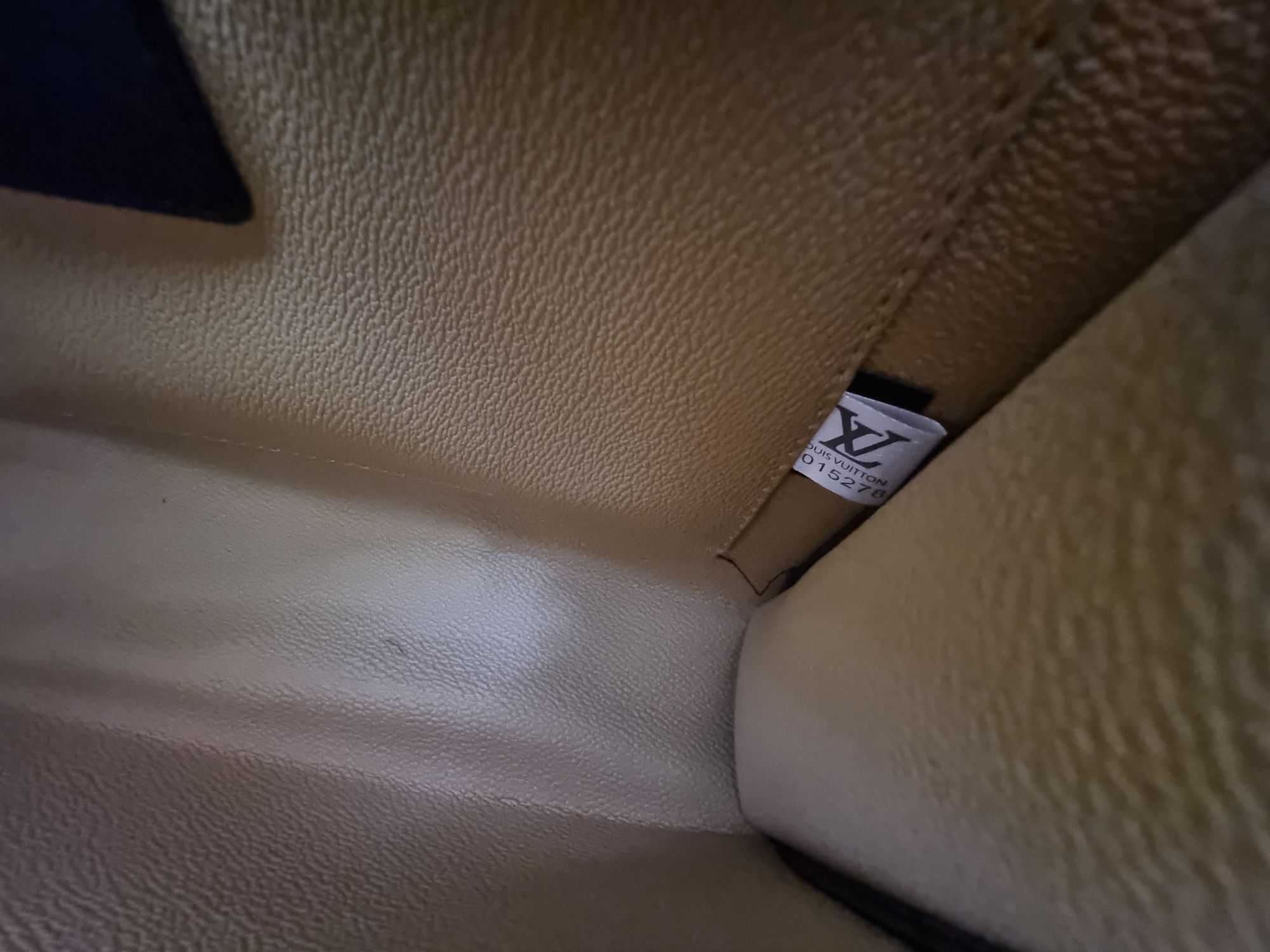 Mala Louis Vuitton coussin