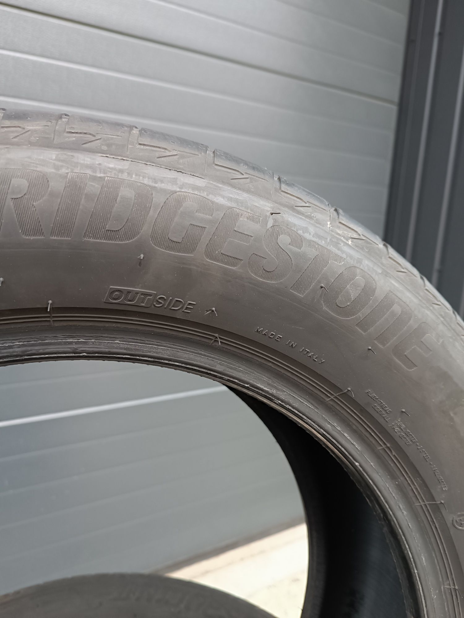 Літні шини 235/55/18 Bridgestone Turanza T005 2022