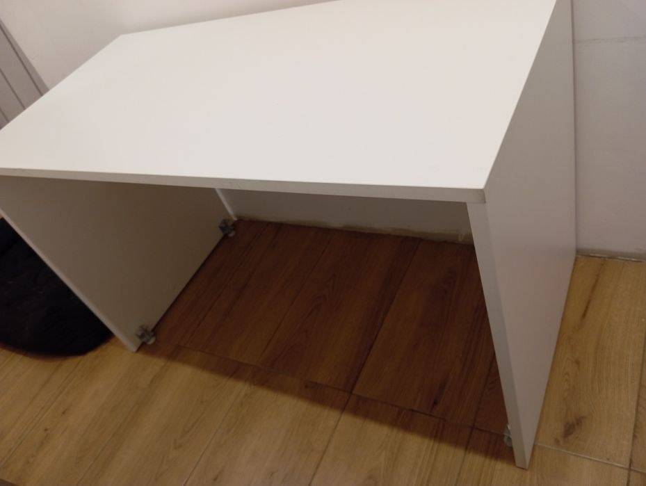 Biurko białe 120x75