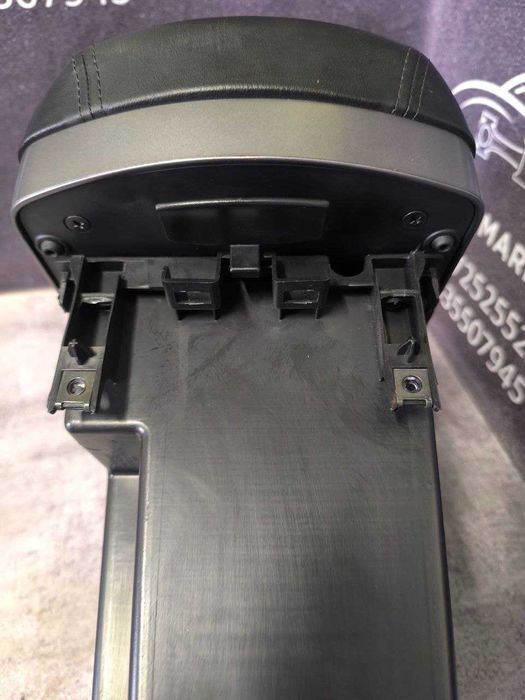 Підлокітник центральна консоль подлокотник Hyundai IX35 10-17