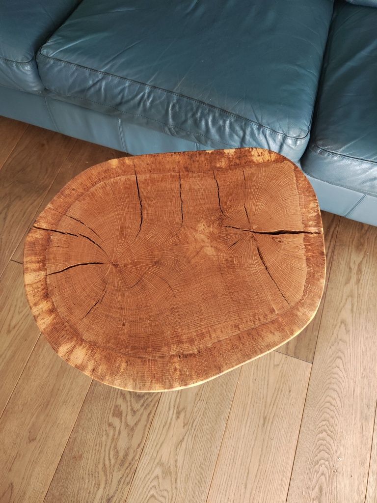 Stolik kawowy z plastra drewna dąb naturalny hairpin loft