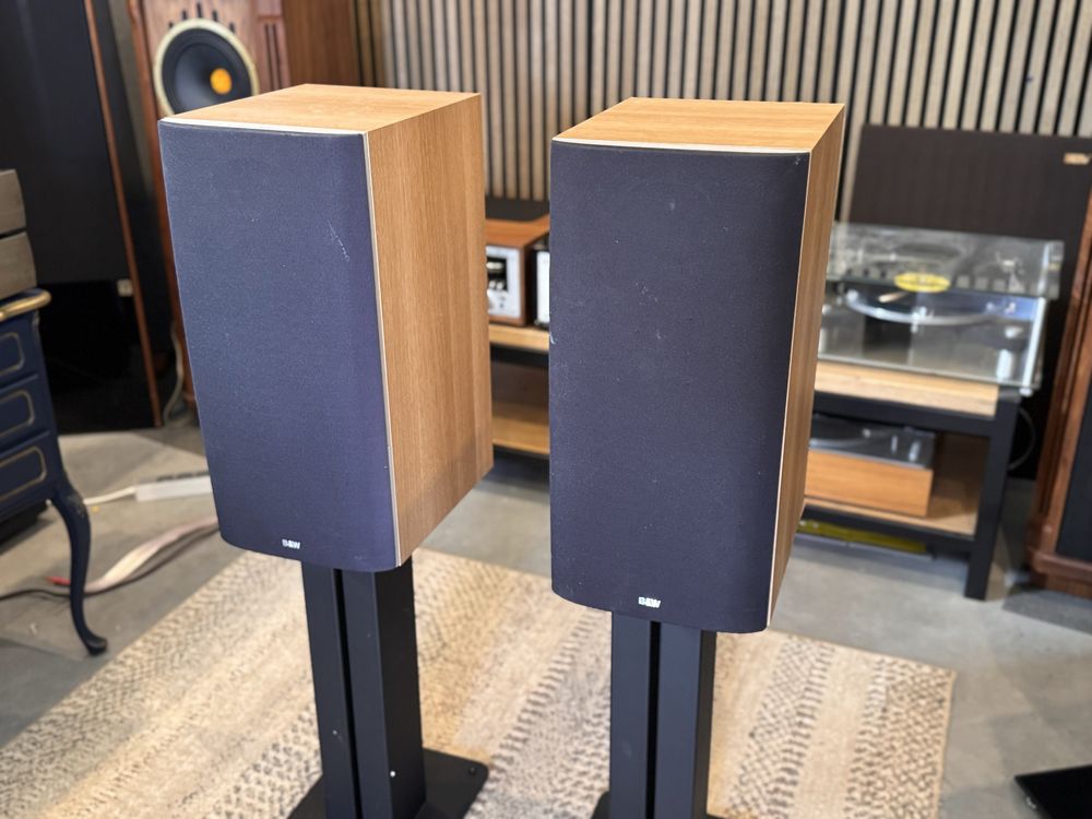 Bowers Wilkins b&w 602s3 b&w kolumny podstawkowe monitory