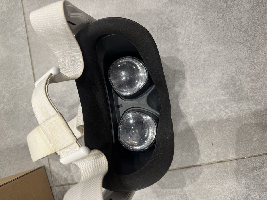 Oculus quest 2 Sprawdź opis! Okazja