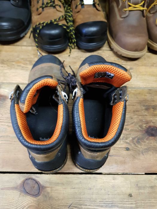 Buty robocze TIMBERLAND rozm 43 wkł 28,5 cm S3