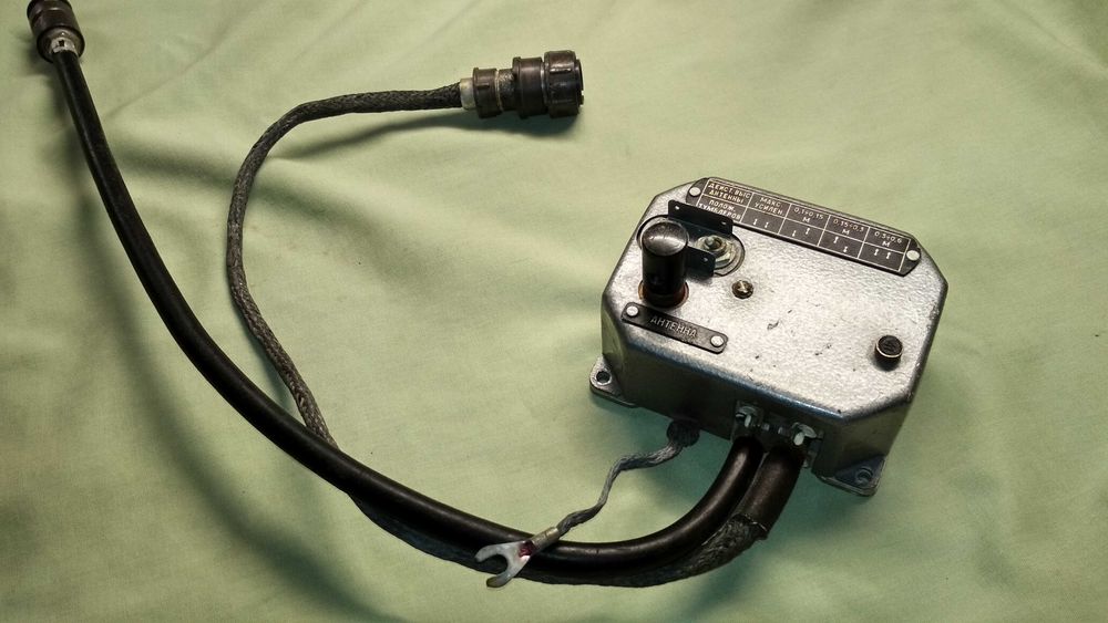 Антенный усилитель самолетного радио компаса АРК-9 СССР