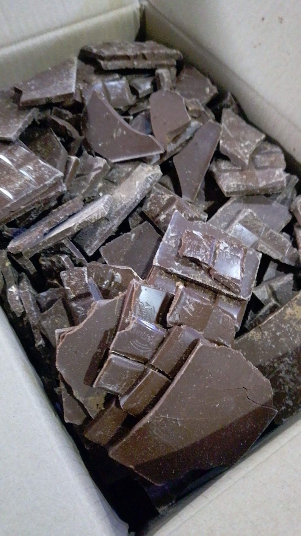 Шоколад некондиция