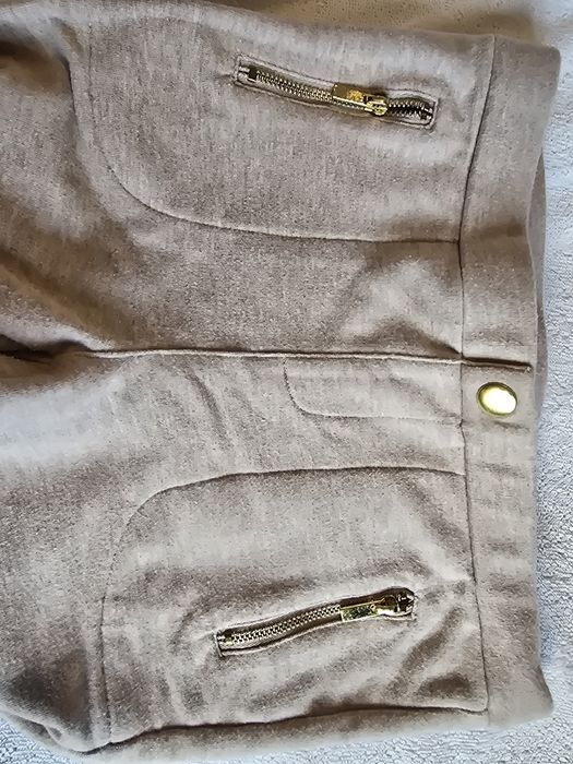 Calças creme criança 10-11 anos bom estado