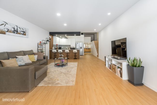 Apartamento T2 em Fonte Arcada - Póvoa de Lanhoso