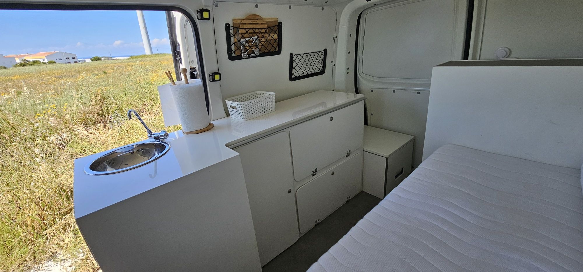 VW T5 2.0 TDI 2012 CAMPERVAN "LEGALIZADA"