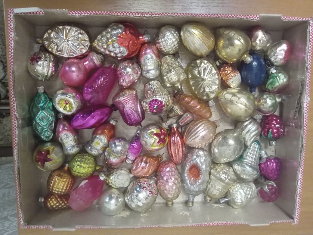 Ёлочные игрушки времён СССР
