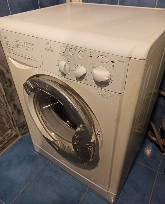 Пральна машина Indesit wi104x