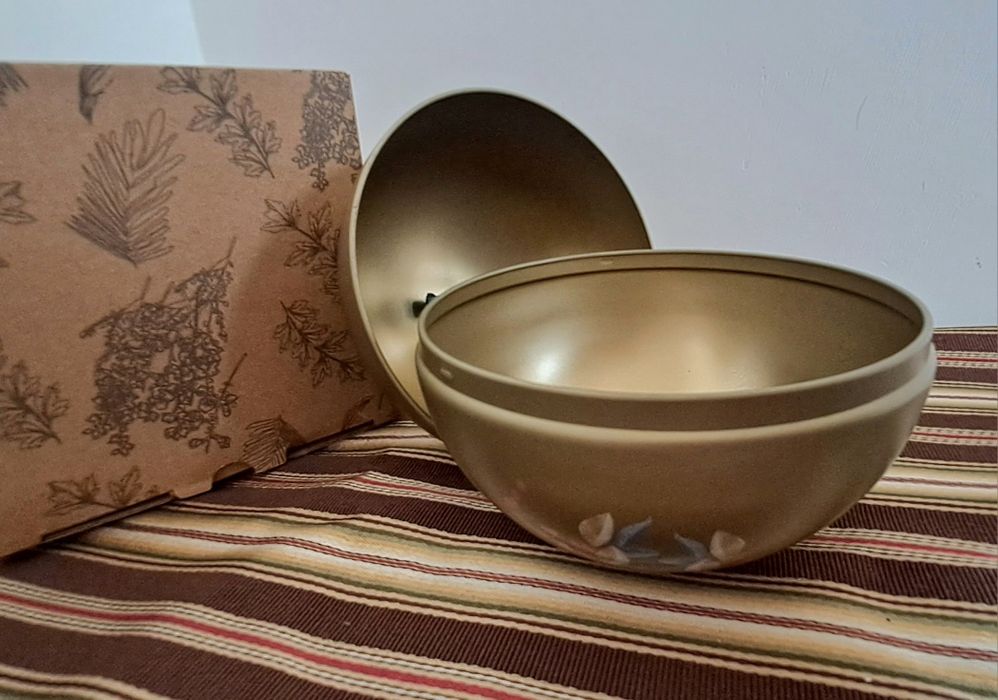 Bola de Bola de Natal, Nova em caixa, Yves Rocher