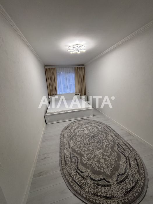 Черемушки. Продам 2 ком.квартиру с ремонтом.Средний этаж/Филатова