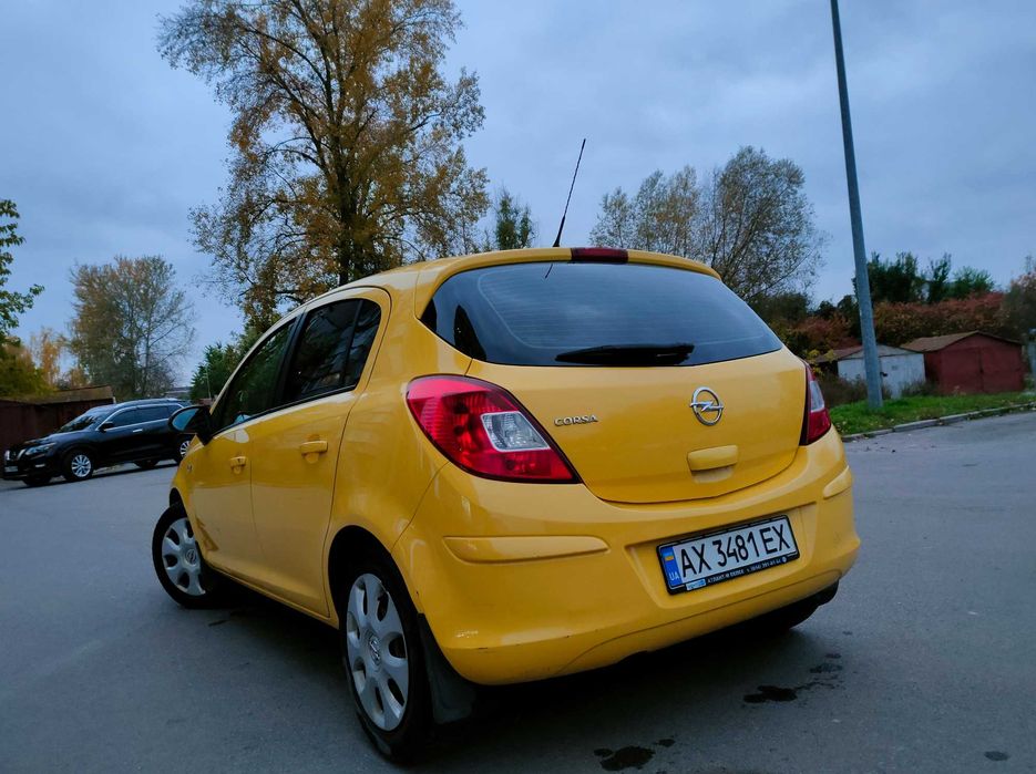 opel corsa 2013 автомат