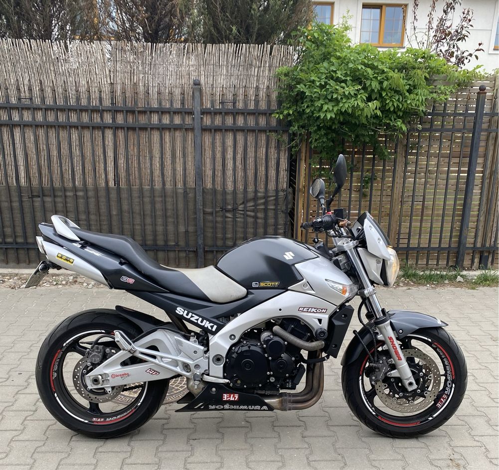 Motocykl Suzuki Gsr 600, 2006 rok, kupiony w polskim salonie