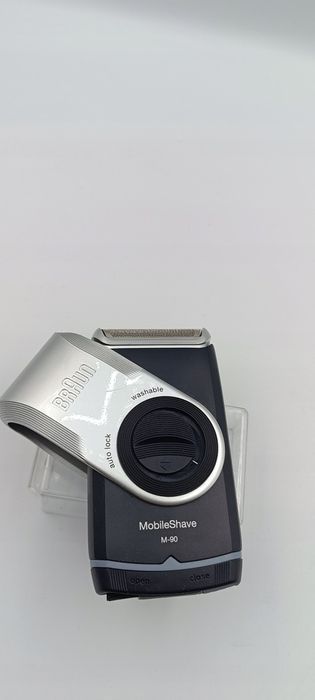 Golarka elektryczna dla mężczyzn podróżna Braun MobileShave M-90